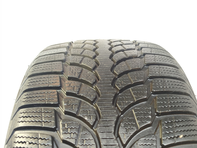 Bridgestone LM-32 tyre