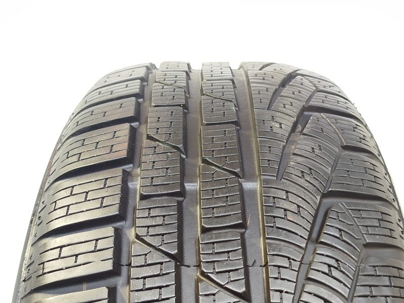 Pirelli Sottozero II RFT tyre