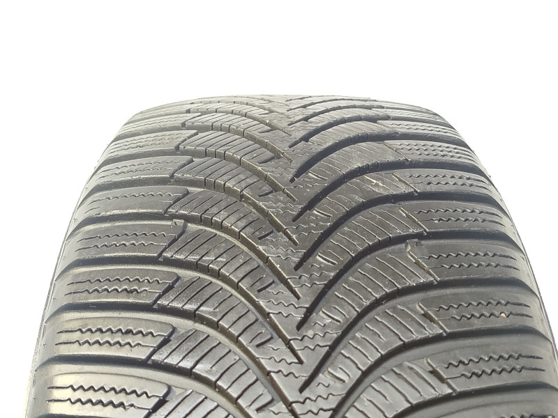 Hankook W452 Winter icept RS2 tyre