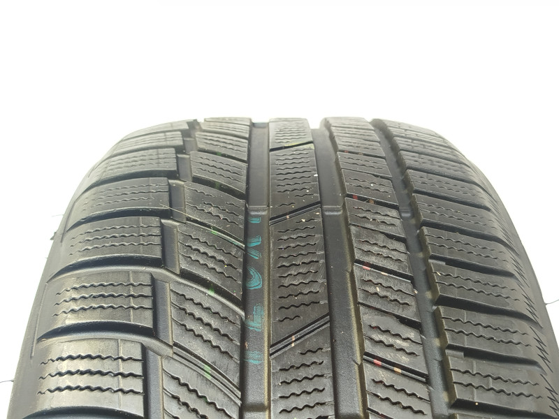 Toyo S954 Snowprox tyre