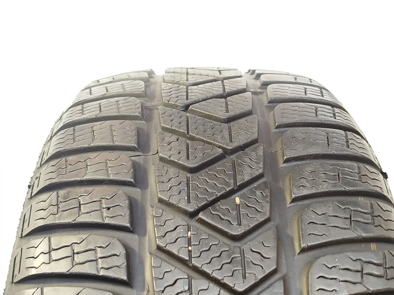 Pirelli Sottozero 3 tyre