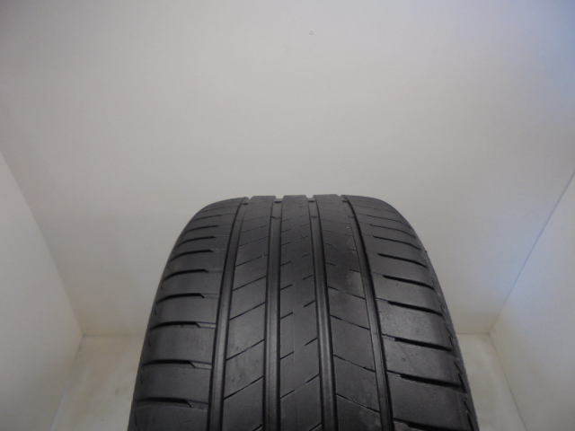 Bridgestone T005 tyre