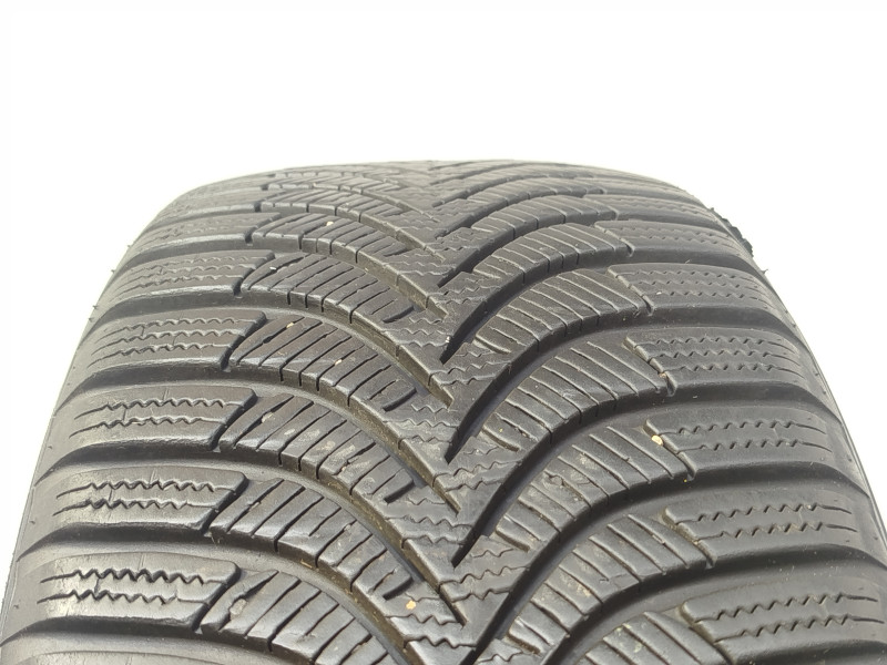 Hankook W452 Winter icept RS2 tyre