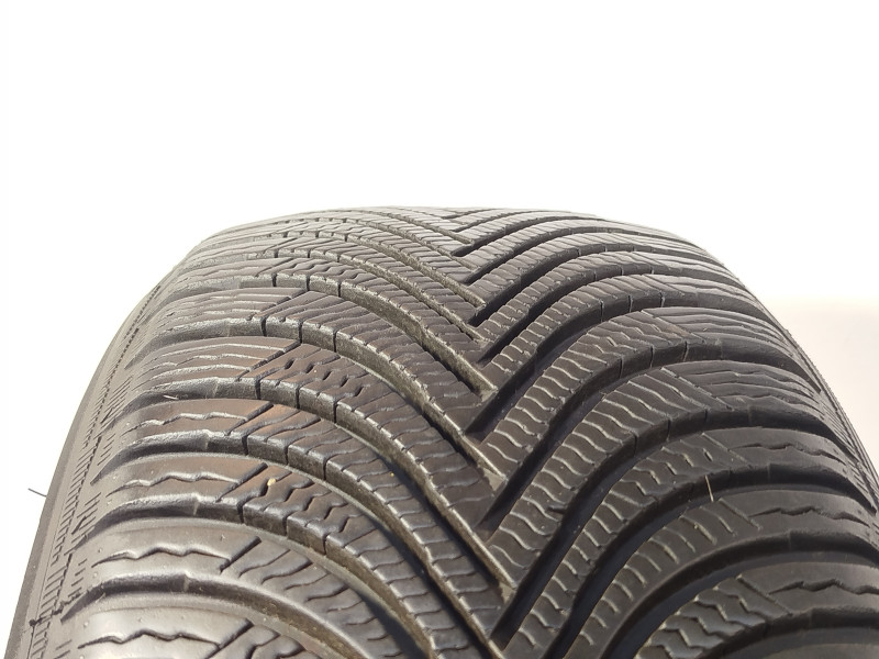 Michelin Alpin 5 tyre