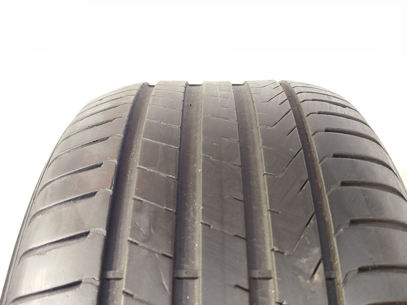 Pirelli Cinturato P7 tyre