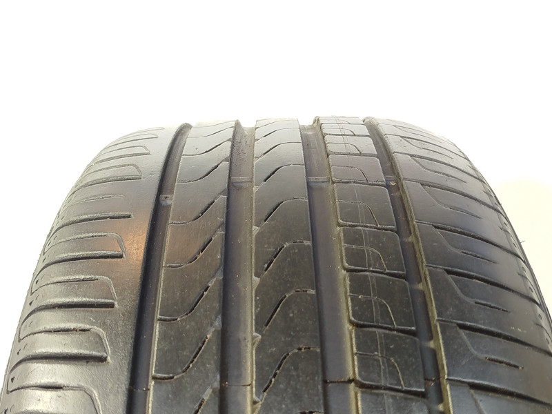 Pirelli Cinturato P7 tyre