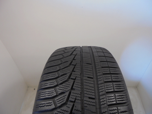 Hankook W320A Winter Icept Evo2 tyre