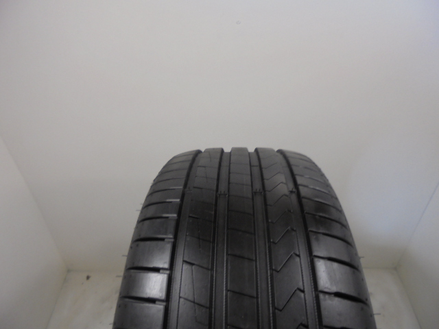 Hankook K135 Ventus Prime 4 tyre