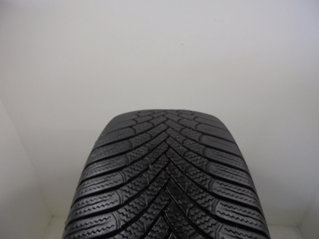 Bridgestone Blizzak 6 tyre