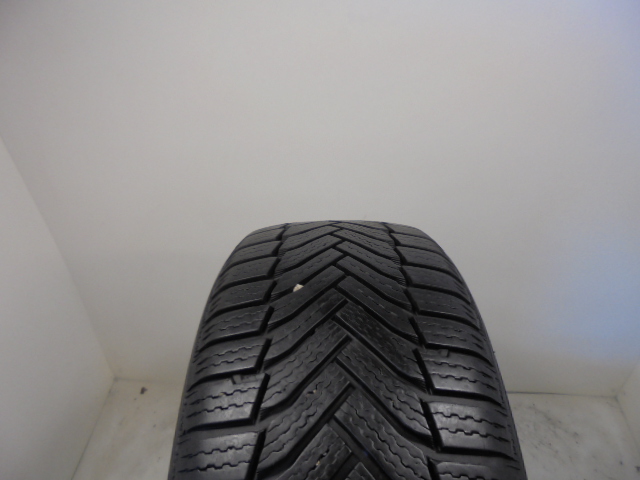 Michelin Alpin 6 tyre