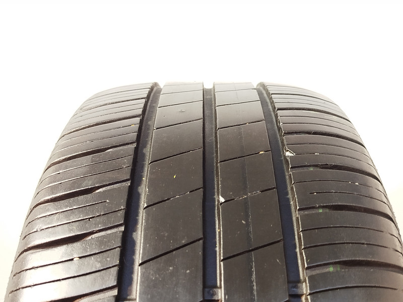 Goodyear Efficientgrip Performance tyre