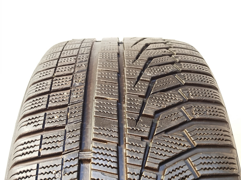 Hankook W320 Winter Icept Evo2 tyre