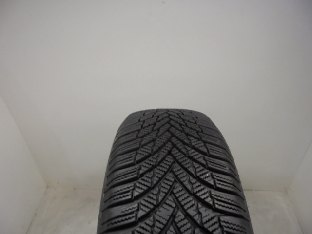 Firestone Winterhawk 4 tyre