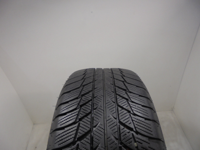 Bridgestone LM001 RSC tyre