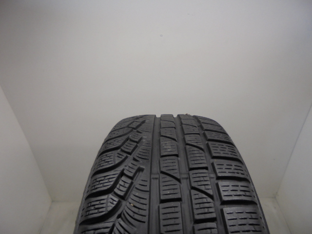 Pirelli Sottozero II RFT tyre