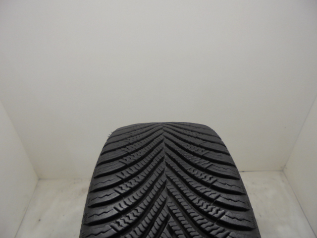 Michelin Alpin 5 tyre