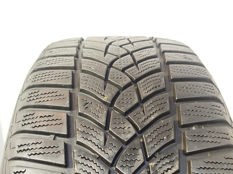 Goodyear Ultragrip Gen1 tyre
