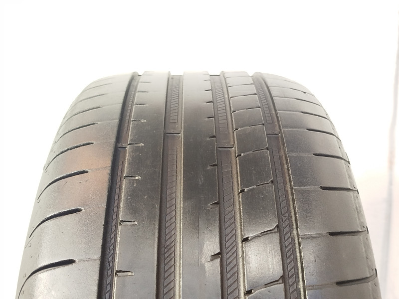Goodyear Eagli F1 Asym3 tyre