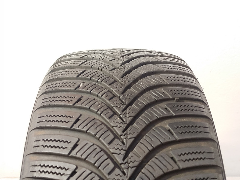 Hankook W452 Winter icept RS2 tyre