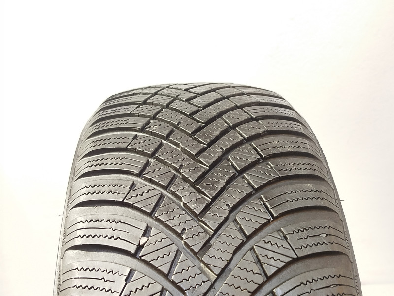Hankook W452 Winter icept RS2 tyre