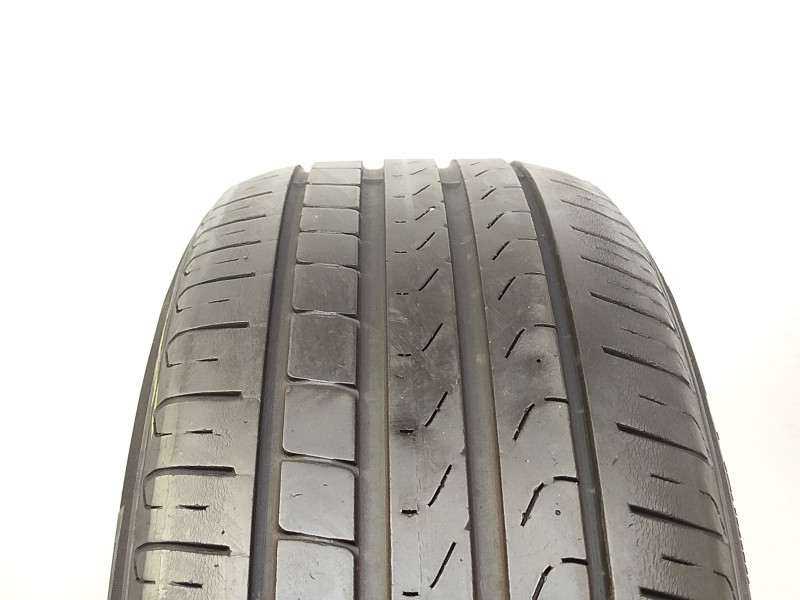 Pirelli Cinturato P7 tyre