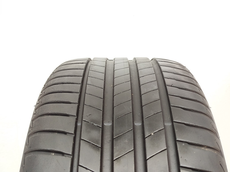 Bridgestone T005 tyre