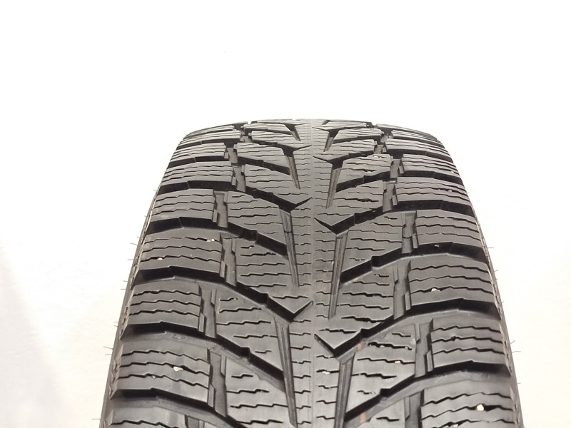 Nokian Snowproof C tyre