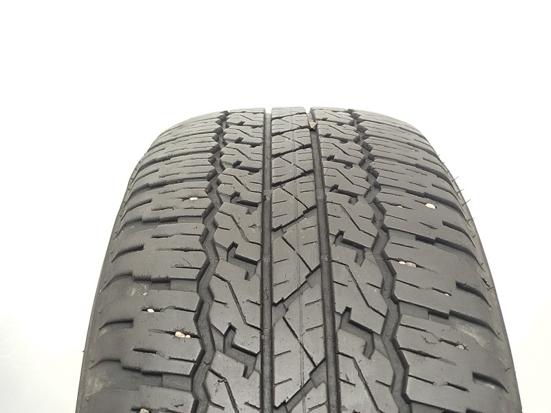 Bridgestone Dueler H/T 693 III tyre