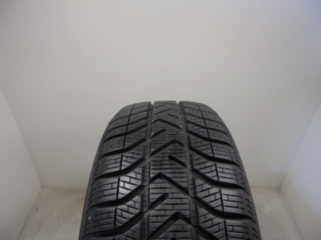 Pirelli Snowcontrol 3 tyre
