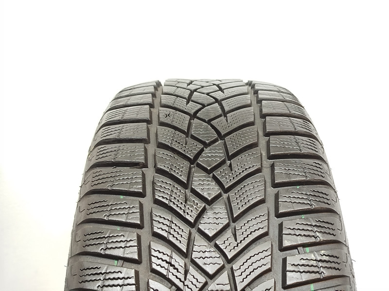 Goodyear Ultragrip Performance+ tyre