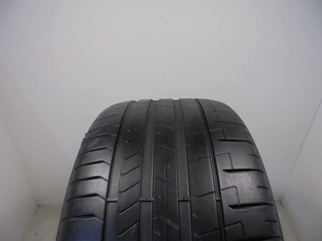 Pirelli Pzero PZ4 tyre
