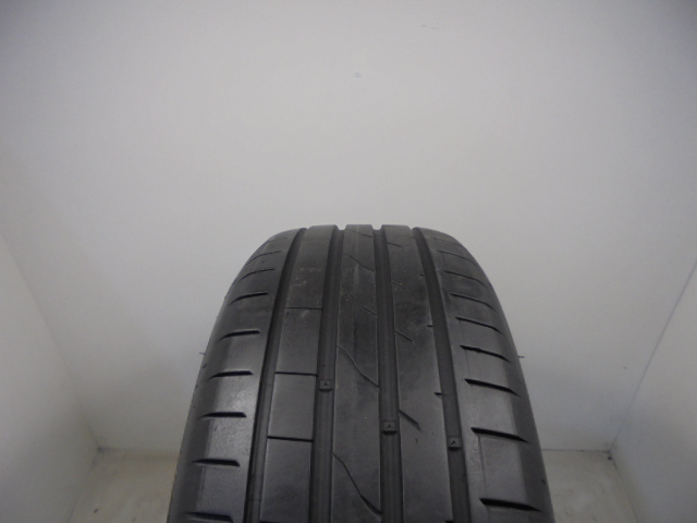 Hankook K127 Ventus S1 Evo 3 tyre