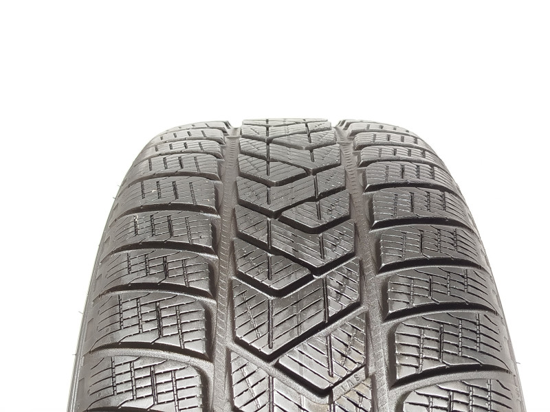 Pirelli Scorpion Winter tyre