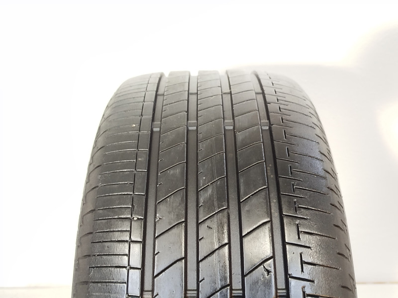 Bridgestone T005A tyre