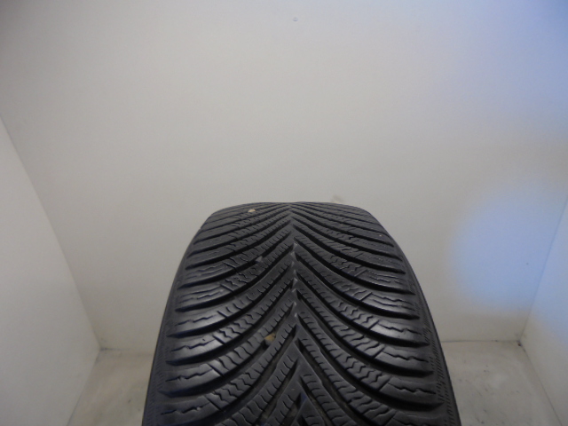 Michelin Alpin 5 tyre