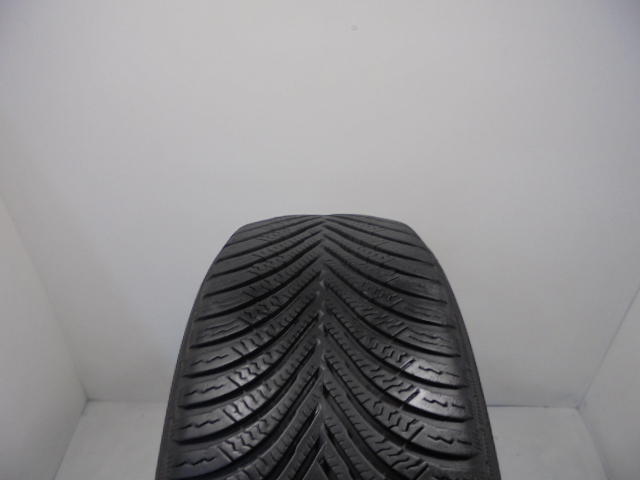 Michelin Alpin 5 tyre