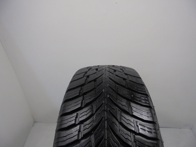 Nokian Seasonproof 1 C tyre