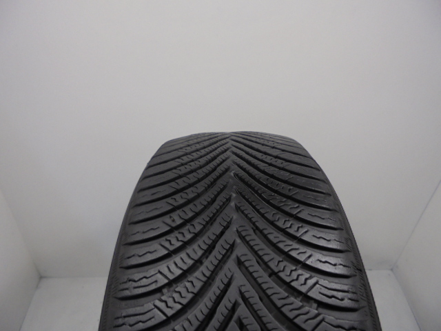 Michelin Alpin 5 tyre
