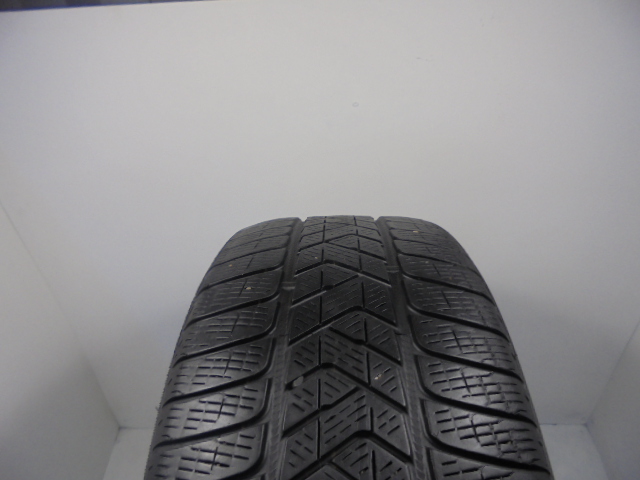 Pirelli Scorpion Winter tyre
