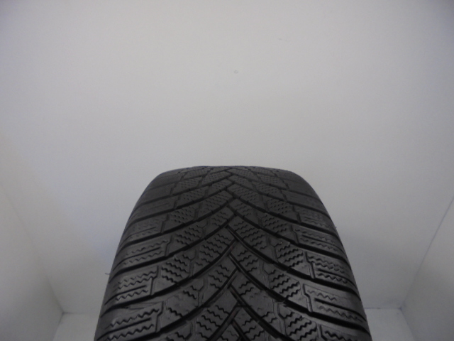 Firestone Winterhawk 4 tyre