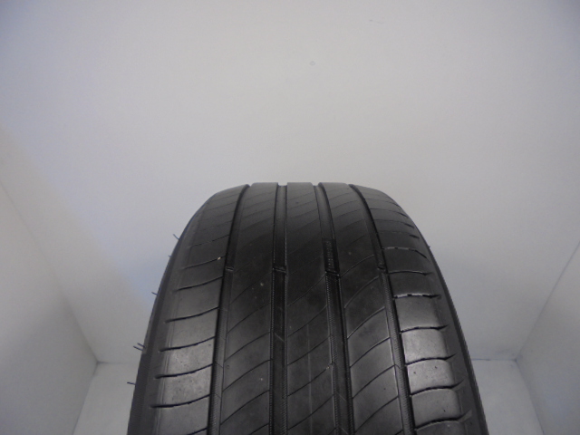 Michelin Primacy 4 tyre