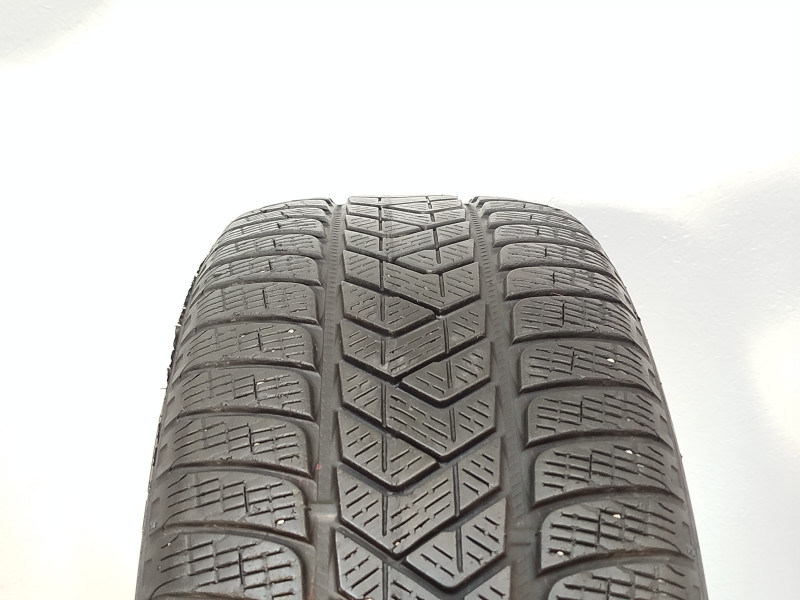 Pirelli Scorpion Winter tyre