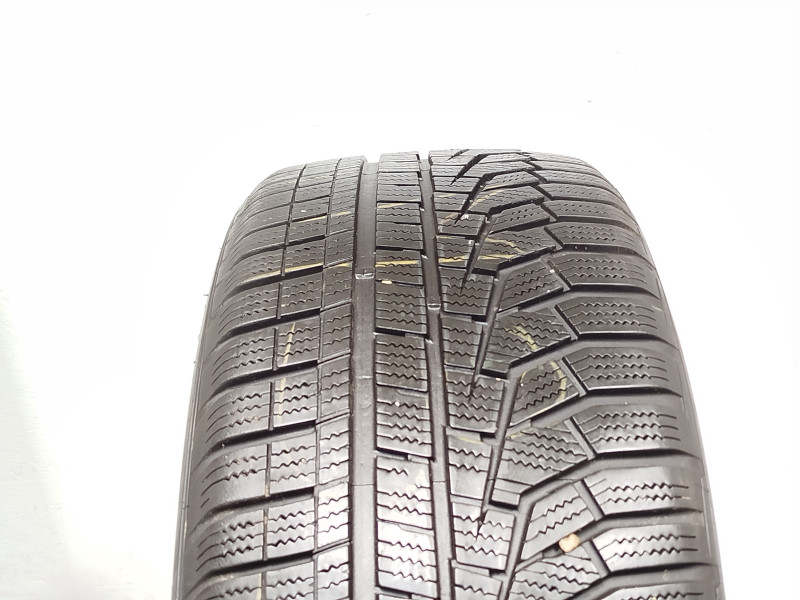 Hankook W320 Winter Icept Evo2 tyre