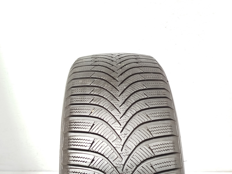 Hankook W452 Winter icept RS2 tyre