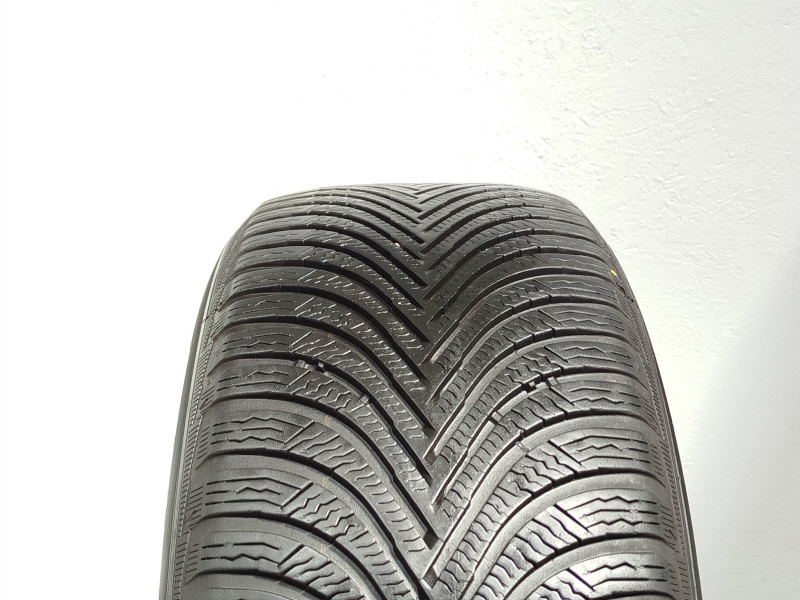 Michelin Alpin 5 tyre