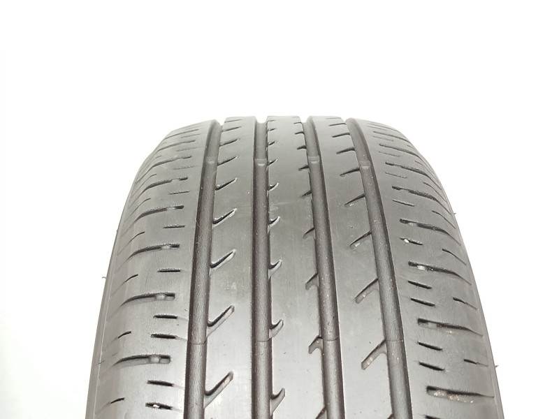 Toyo R39 tyre