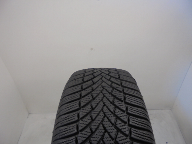 Bridgestone LM005 tyre