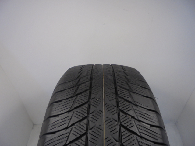 Bridgestone LM001 RFT tyre
