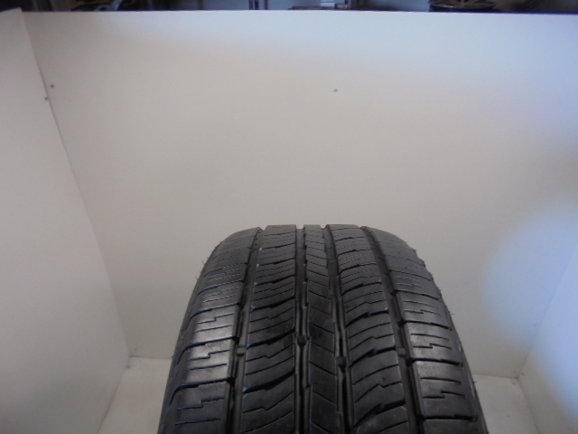 Kumho Road Venture APT tyre