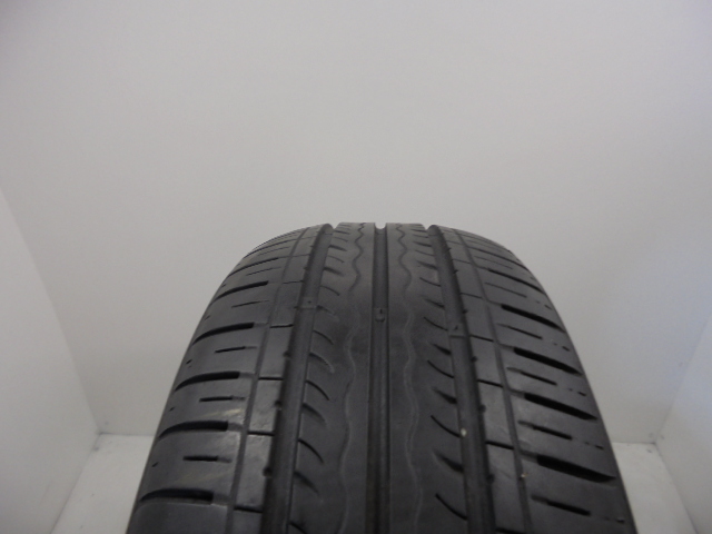 Kumho KH17 tyre